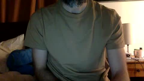 luluca25 online show from January 1, 9:52 pm