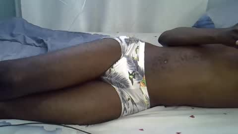 lunalove22_ online show from October 4, 5:34 am