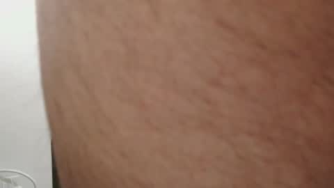 Snapshot of luvvslutss22 chatting on October 20, 9:24 am luvvslutss22 online show from October 20, 9:24 am