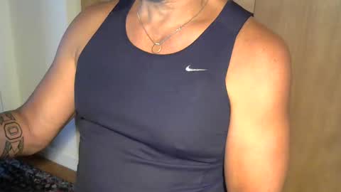 luvzjerkingoff online show from October 24, 9:05 pm