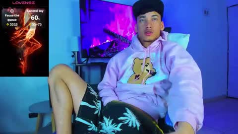 Lyam online show from March 29, 6:13 am