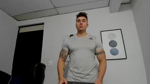 Lyonel online show from September 15, 2:47 am