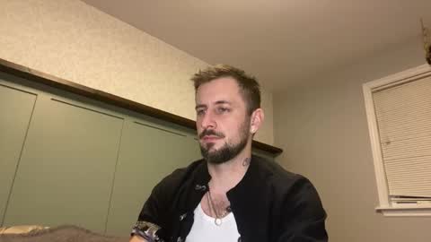 m_stephen online show from February 5, 6:42 am