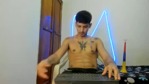 itgram pezlo josue online show from January 17, 9:27 pm