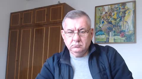 Macho online show from December 10, 11:22 am