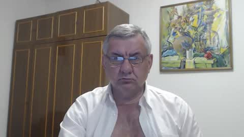 Macho online show from March 26, 7:29 pm