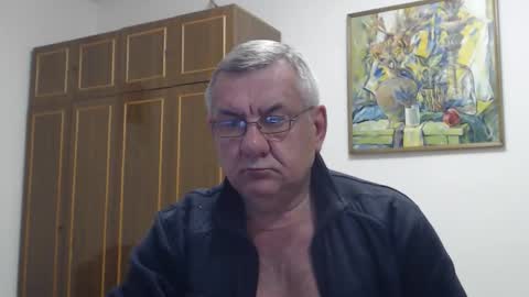 Macho online show from March 18, 7:50 pm