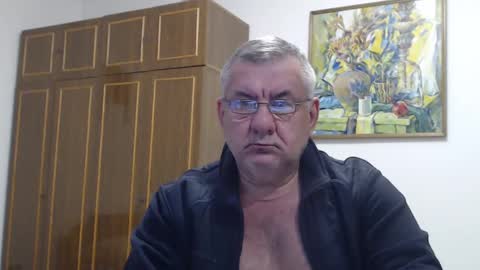 Macho online show from December 21, 2:15 pm