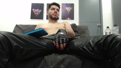instagram mackdanielsx online show from June 18, 10:48 pm
