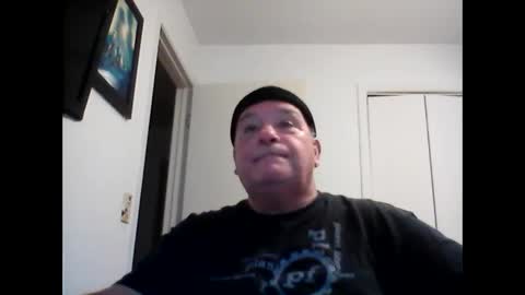 mackdocc001 online show from December 24, 4:30 pm