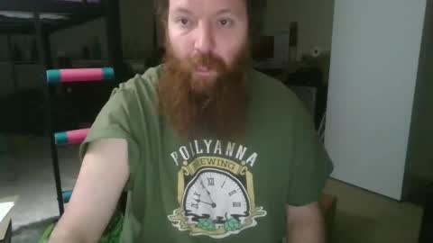 Snapshot of mackhere4u chatting on February 3, 4:57 am mackhere4u online show from February 3, 4:57 am