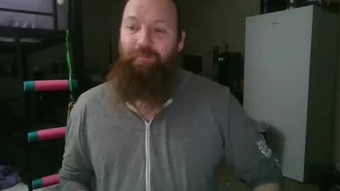 Snapshot of mackhere4u chatting on March 7, 3:40 am mackhere4u online show from March 7, 3:40 am