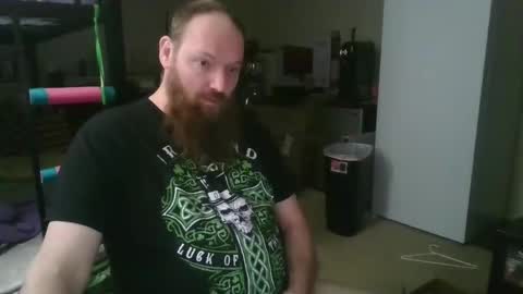 Snapshot of mackhere4u chatting on March 5, 6:01 am mackhere4u online show from March 5, 6:01 am