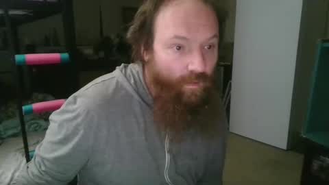 Snapshot of mackhere4u chatting on January 3, 4:22 am mackhere4u online show from January 3, 4:22 am