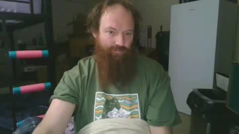 Snapshot of mackhere4u chatting on October 30, 4:25 am mackhere4u online show from October 30, 4:25 am