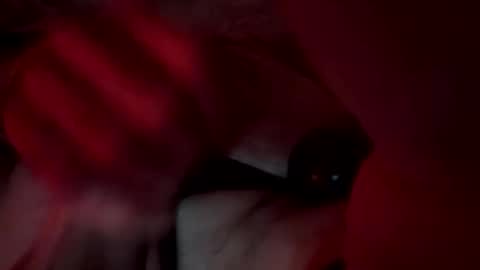 slyshyguy69 online show from December 18, 12:12 pm