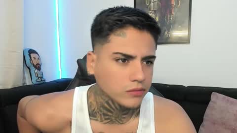 Snapshot of mad_maxxx1 chatting on January 19, 12:39 pm max online show from January 19, 12:39 pm