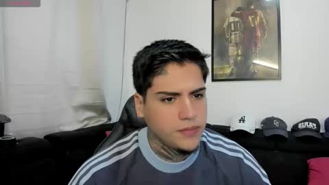 Snapshot of mad_maxxx1 chatting on October 22, 12:09 pm max online show from October 22, 12:09 pm