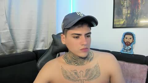 Snapshot of mad_maxxx1 chatting on March 2, 11:39 pm max online show from March 2, 11:39 pm