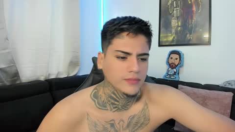 Snapshot of mad_maxxx1 chatting on March 1, 12:45 pm max online show from March 1, 12:45 pm