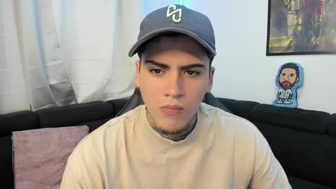 Snapshot of mad_maxxx1 chatting on February 19, 12:55 pm max online show from February 19, 12:55 pm