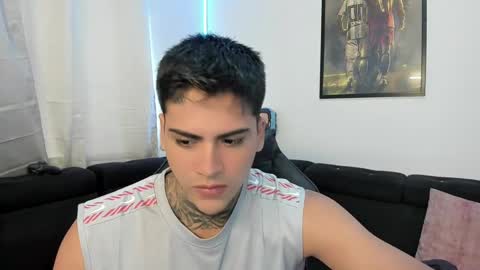 Snapshot of mad_maxxx1 chatting on February 9, 1:14 pm max online show from February 9, 1:14 pm