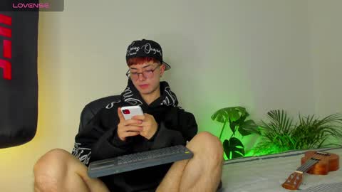   online show from December 27, 4:36 am