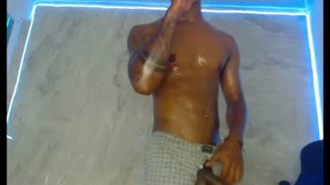 maicoljorda1 online show from September 10, 5:44 pm