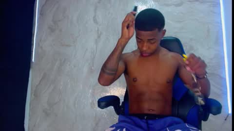 maicoljorda1 online show from September 14, 10:39 am