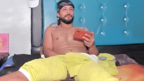 maikol_20cm online show from April 2, 1:47 am