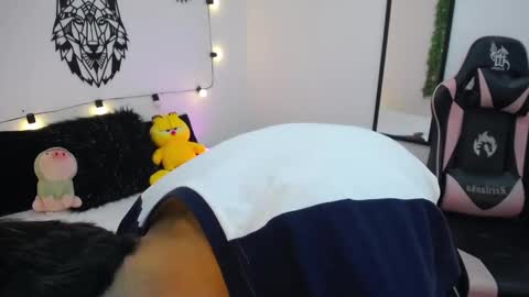 Maiky Cooper online show from February 19, 3:28 am