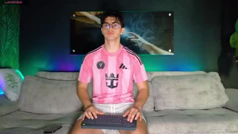 Bastian Arslan online show from May 30, 3:56 pm