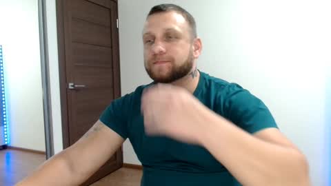 malchyshka online show from December 15, 4:48 pm