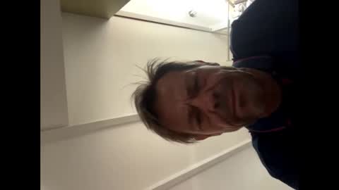 man38110 online show from June 3, 7:10 am
