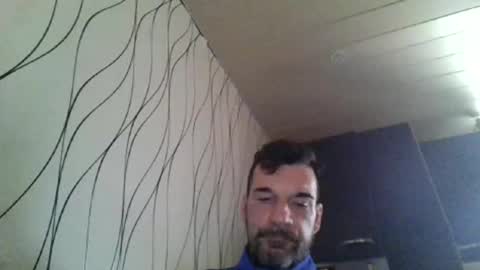 Snapshot of man_from_geaven chatting on December 18, 8:42 am man_from_geaven online show from December 18, 8:42 am