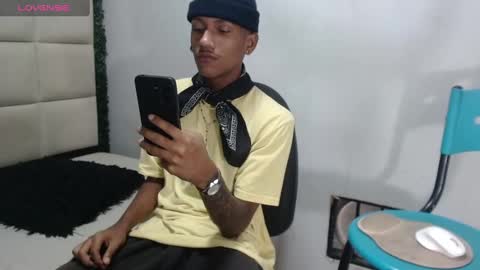 man_san11 online show from January 4, 3:17 pm