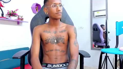 man_san11 online show from October 5, 5:39 pm