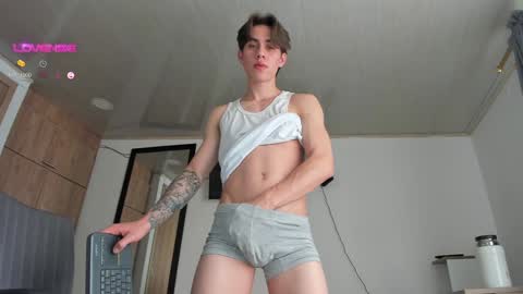 manucute 23  online show from December 9, 4:07 pm