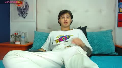 Manuel online show from March 19, 4:48 am