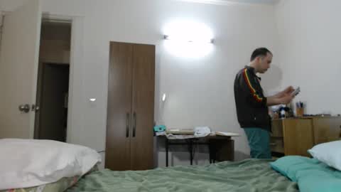 marcnashio online show from November 18, 5:55 am