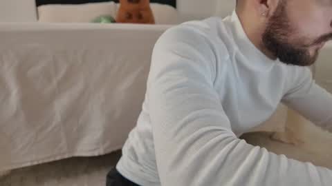 marco_parola online show from December 15, 9:17 am