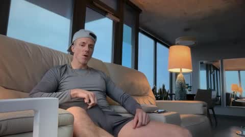 Marcus online show from February 17, 11:03 pm