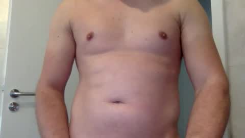 marcwholoves26 online show from March 26, 12:09 pm