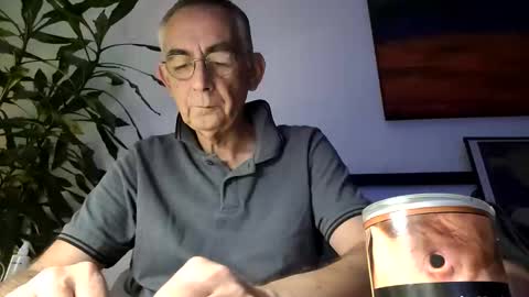 marioberlin online show from October 5, 9:41 pm