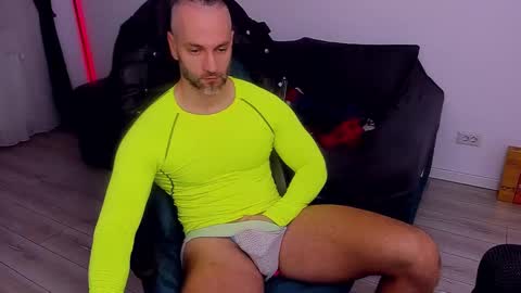 MarisMuscle online show from December 26, 7:13 am