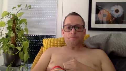 Little Mark online show from April 8, 8:25 am