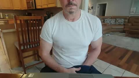 Mark online show from November 24, 2:51 pm