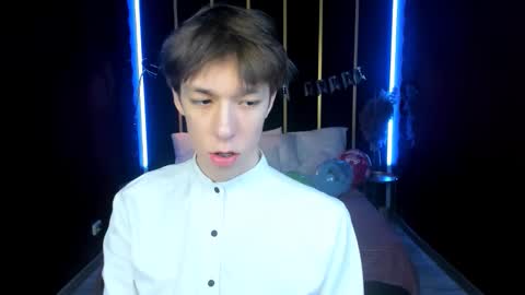 Mark online show from January 18, 12:40 pm