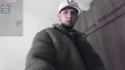 MODEL Mark Rut online show from December 31, 1:57 am