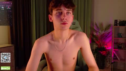 Mark online show from October 12, 11:32 pm